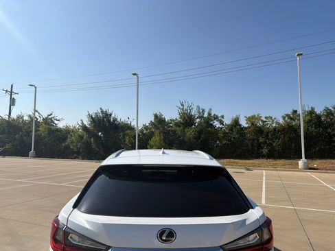 Used 2016 Lexus RX 350 FWD w/ Premium Package image 4