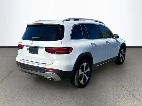 Used 2024 Mercedes-Benz GLB 250 image 7