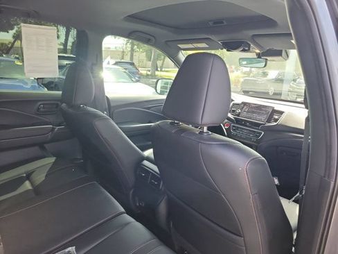 Used 2024 Honda Ridgeline TrailSport image 9