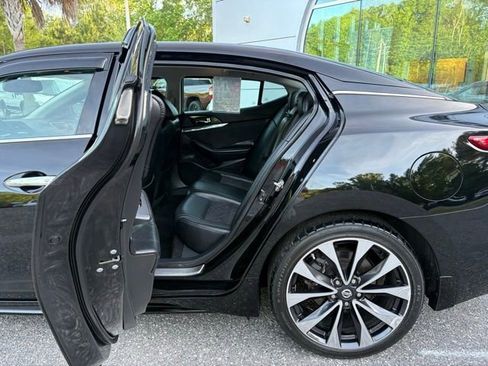 Used 2016 Nissan Maxima SR image 25
