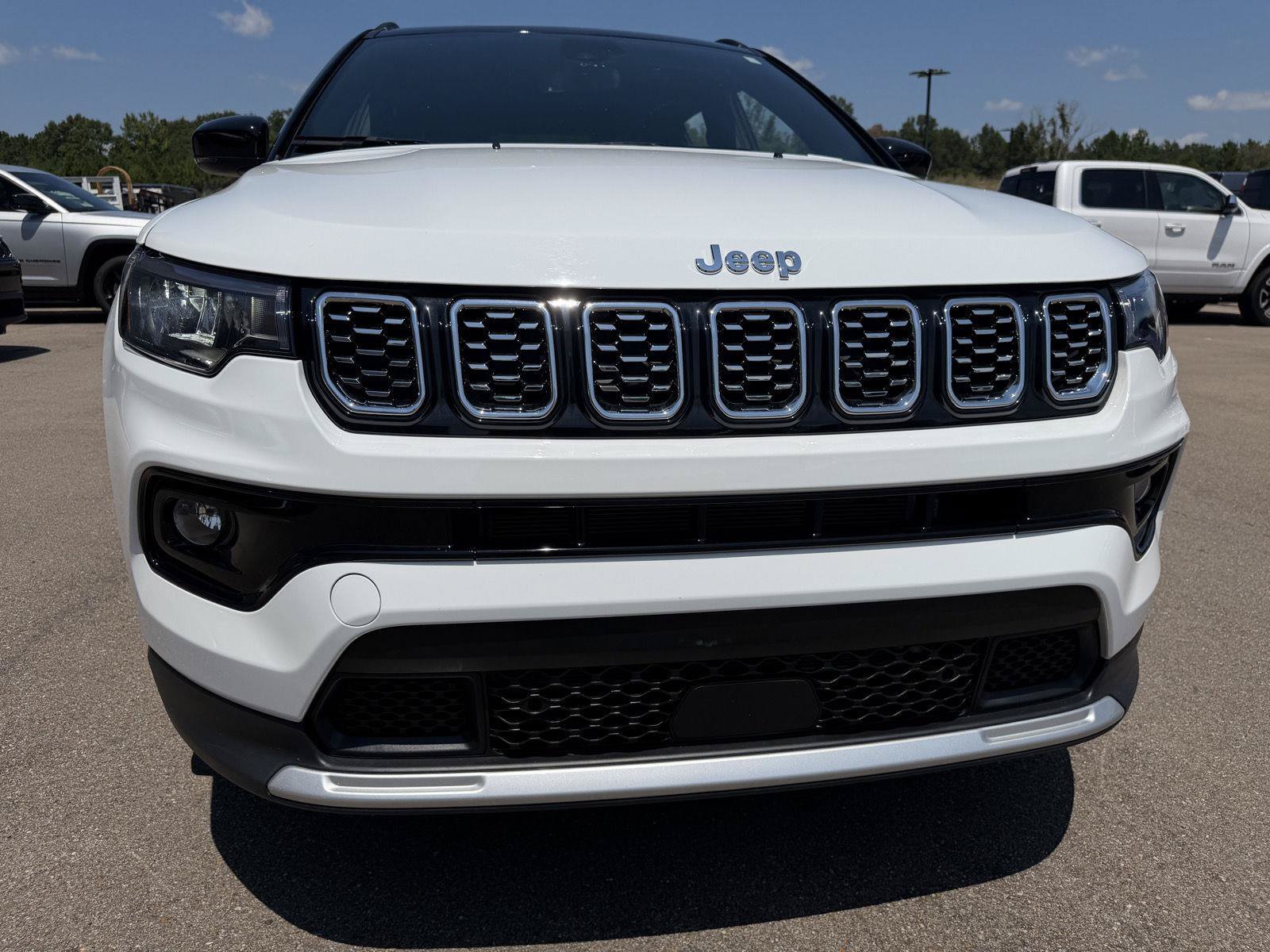 Certified 2025 Jeep Compass Limited AWD/4WD image 23