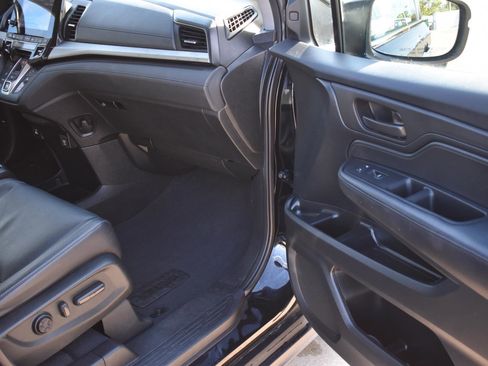Used 2021 Honda Odyssey EX-L image 17