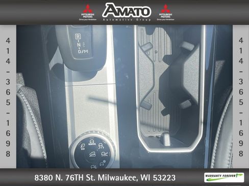 New 2025 Mitsubishi Outlander SE image 24