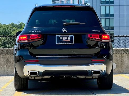 Certified 2023 Mercedes-Benz GLB 250 4MATIC image 6