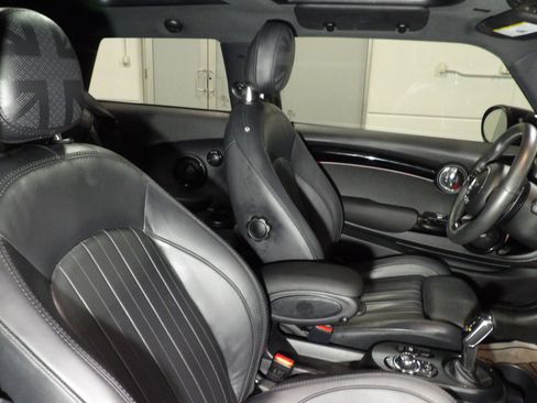 Used 2022 MINI Cooper John Cooper Works w/ Driver Assistance Package image 11