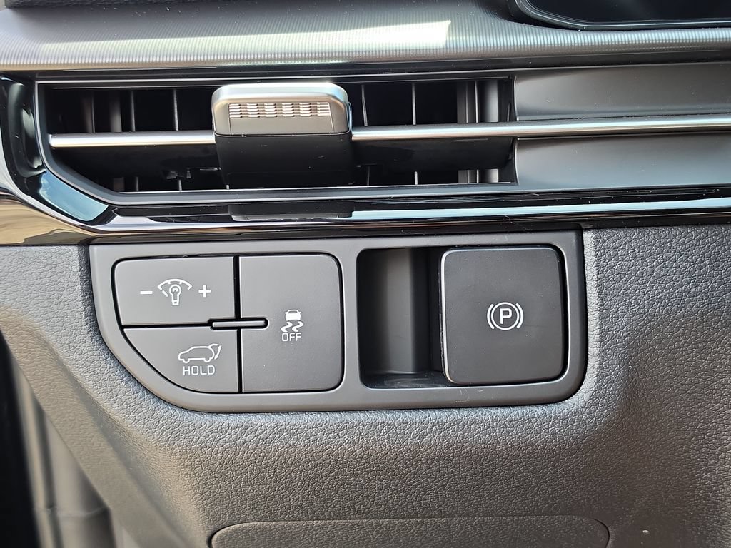 New 2026 Kia Sportage SX FWD image 29