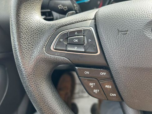 Used 2017 Ford Escape SE image 18