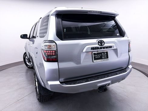 Used 2020 Toyota 4Runner SR5 Premium AWD/4WD image 6