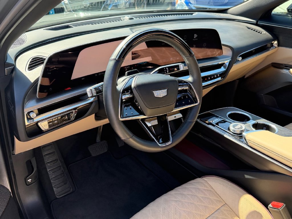 Used 2024 Cadillac Lyriq Luxury w/ Nappa Leather Package RWD image 12