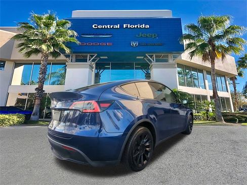 Used 2020 Tesla Model Y Long Range image 5