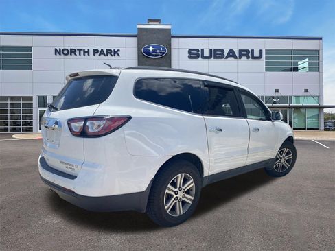 Used 2016 Chevrolet Traverse LT AWD/4WD image 4