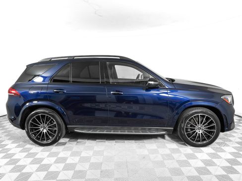Used 2022 Mercedes-Benz GLE 450 4MATIC image 3