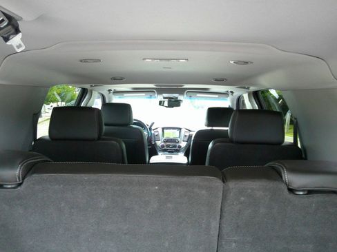 Used 2019 GMC Yukon XL Denali AWD/4WD image 20
