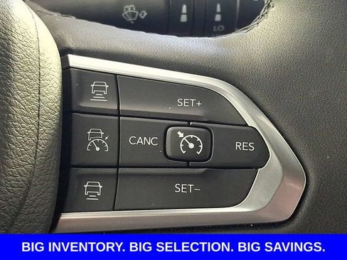 Used 2025 Jeep Compass Limited AWD/4WD image 27