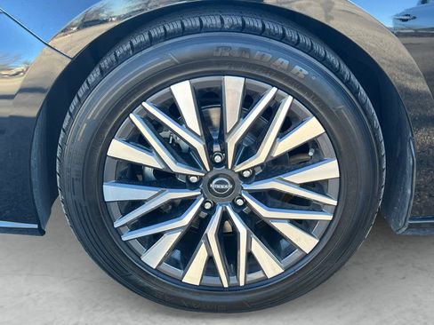 Used 2023 Nissan Altima 2.5 SV image 28