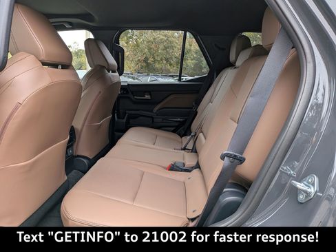 Used 2025 Toyota 4Runner Limited image 17