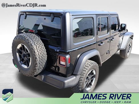 Used 2022 Jeep Wrangler Unlimited Sport AWD/4WD image 5