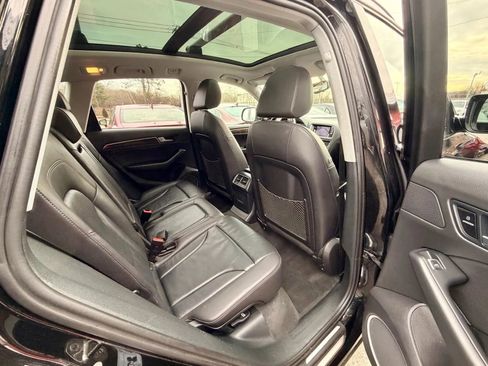 Used 2017 Audi Q5 2.0T Premium Plus w/ Technology Package image 9