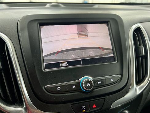 Used 2022 Chevrolet Equinox LT AWD/4WD image 15
