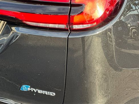 Used 2022 Chrysler Pacifica Touring-L image 24