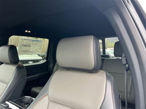 New 2025 Ford F150 Lariat w/ Equipment Group 501A Mid image 19