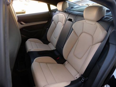 Used 2020 Porsche Taycan Turbo S image 22