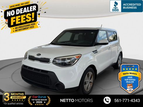 Used 2016 Kia Soul FWD image 1