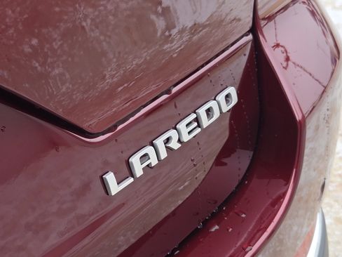 New 2026 Jeep Grand Cherokee Laredo RWD image 9