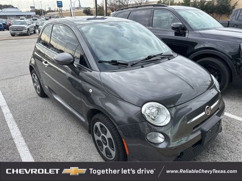 Used 2017 FIAT 500 e image 2