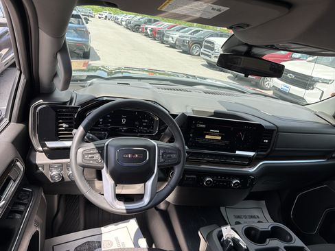Used 2025 GMC Sierra 1500 Elevation AWD/4WD image 15