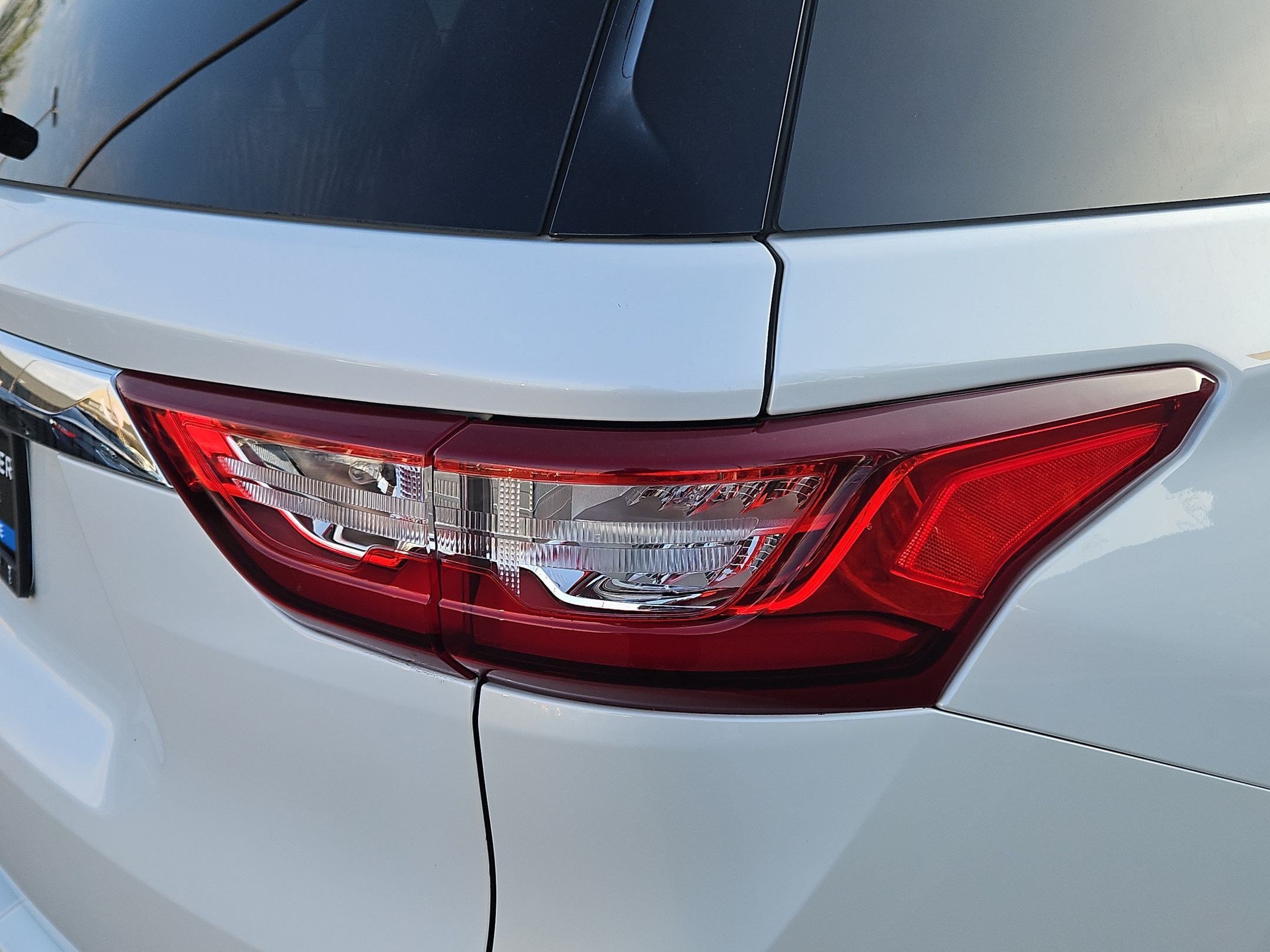 Used 2018 Chevrolet Traverse High Country AWD/4WD image 11