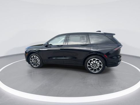 New 2026 Lincoln Nautilus Reserve image 6