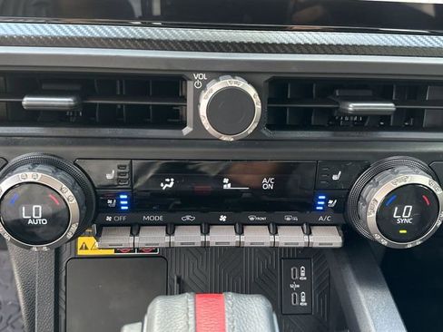 Used 2025 Toyota Tacoma TRD Pro image 27