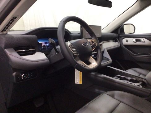 New 2026 Ford Explorer Active image 10