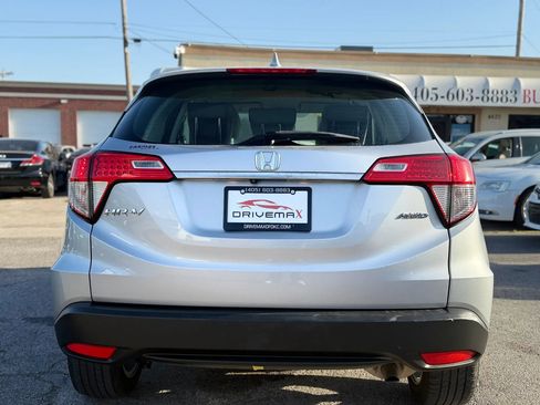 Used 2019 Honda HR-V LX image 5