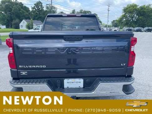 Used 2023 Chevrolet Silverado 1500 LT AWD/4WD image 36