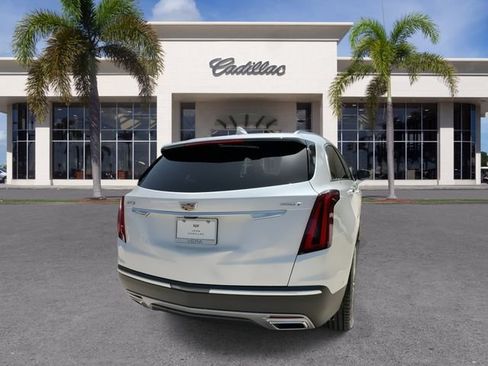 Certified 2024 Cadillac XT5 Premium Luxury w/ Technology Package FWD image 13
