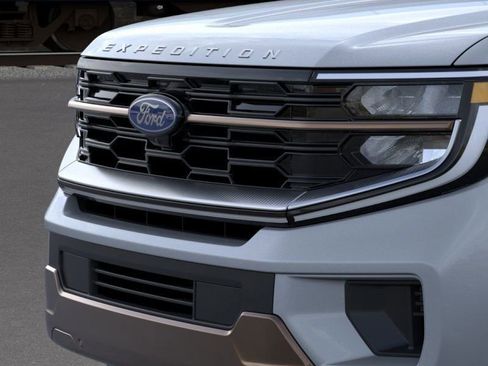 New 2025 Ford Expedition King Ranch image 17