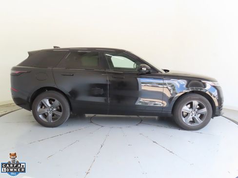 Used 2025 Land Rover Range Rover Velar Dynamic SE AWD/4WD image 2