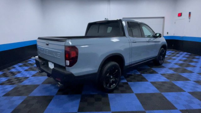 Certified 2024 Honda Ridgeline Black Edition image 8