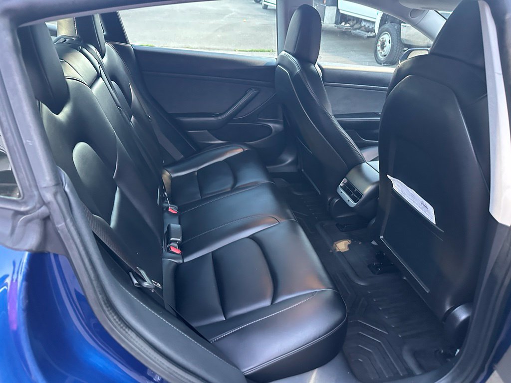 Used 2020 Tesla Model 3 Standard Range Plus RWD image 11