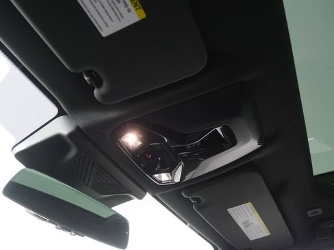 Used 2025 BMW X1 xDrive28i image 20