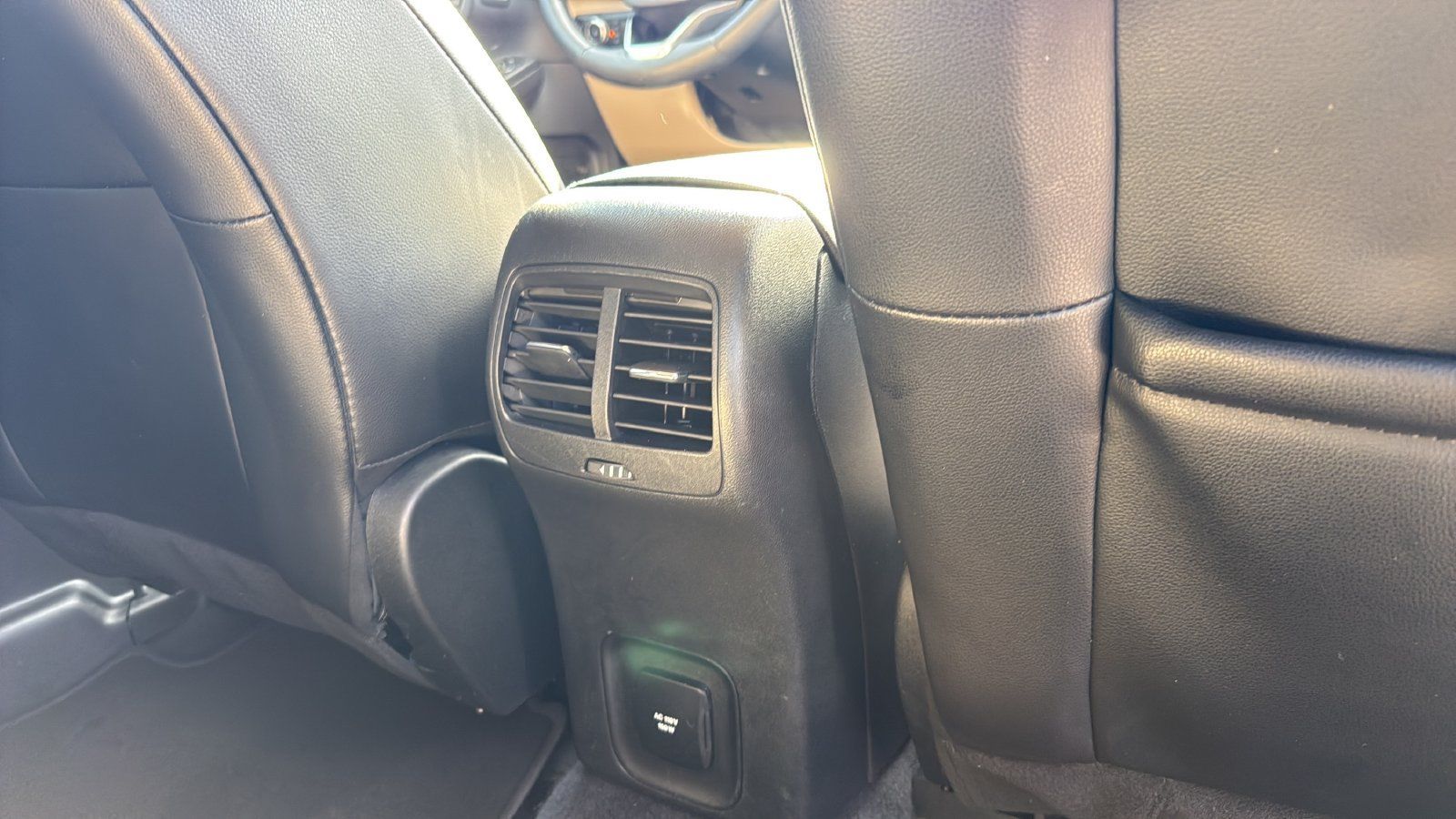 Used 2020 Ford Escape Titanium FWD image 25