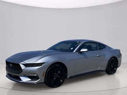 Used 2026 Ford Mustang Premium RWD image 6