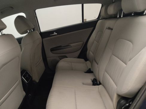 Used 2021 Kia Sportage LX FWD image 18