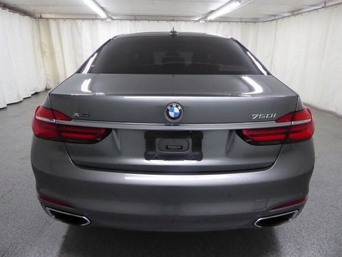 Used 2016 BMW 750i xDrive image 5