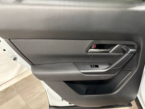 Used 2025 MAZDA CX-50 2.5 Hybrid w/ Weather Package image 17