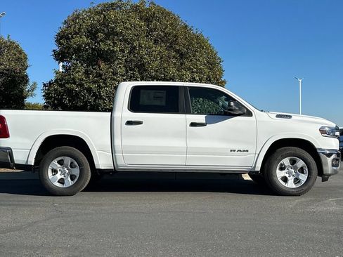 New 2026 RAM 1500 Big Horn AWD/4WD image 3