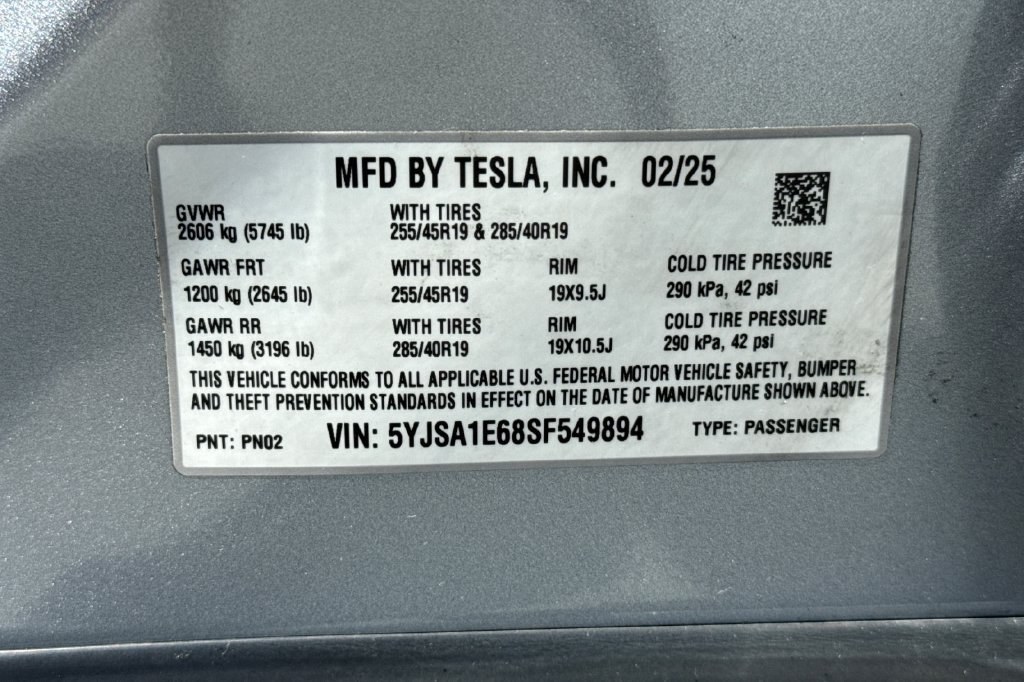 Used 2025 Tesla Model S Plaid AWD/4WD image 27