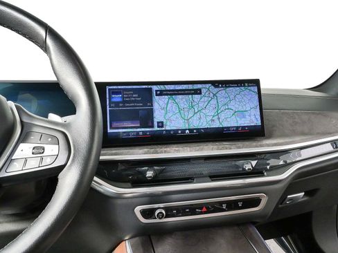 Used 2024 BMW X5 xDrive40i w/ Premium Package AWD/4WD image 13